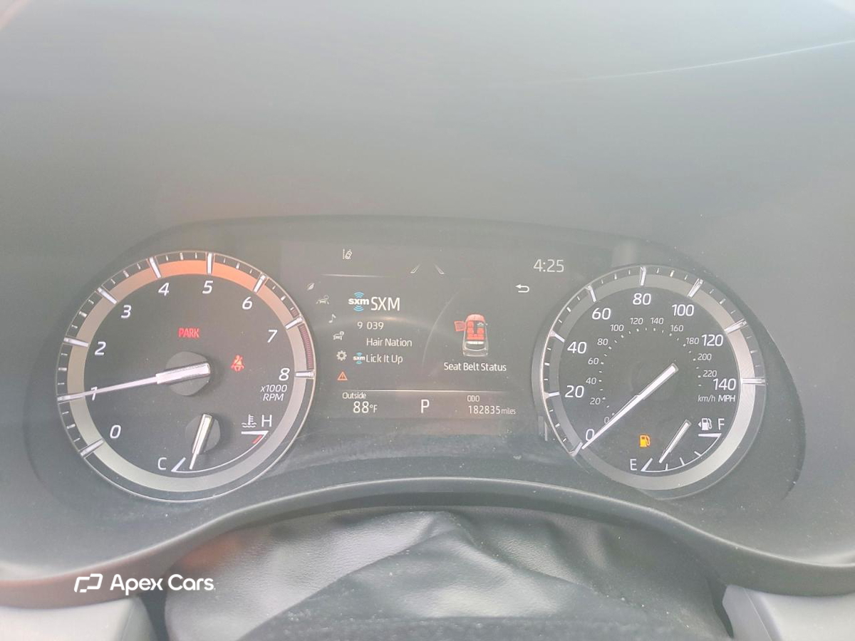 Toyota Highlander 2021