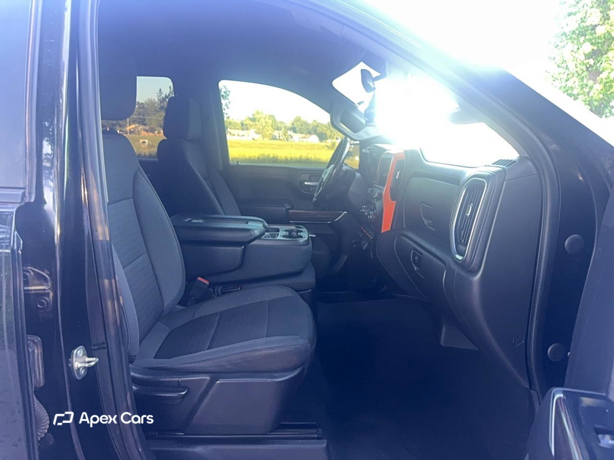 Chevrolet Silverado 2020