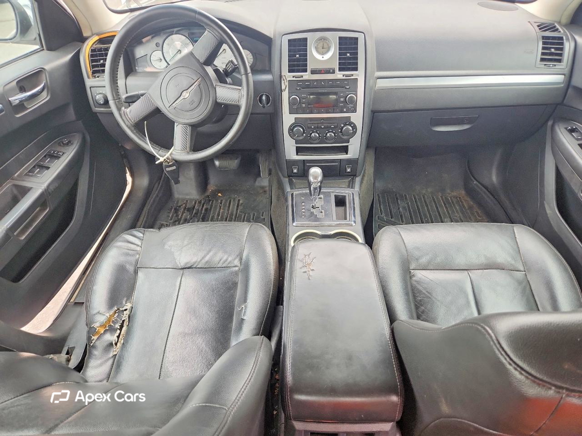Chrysler 300 2010