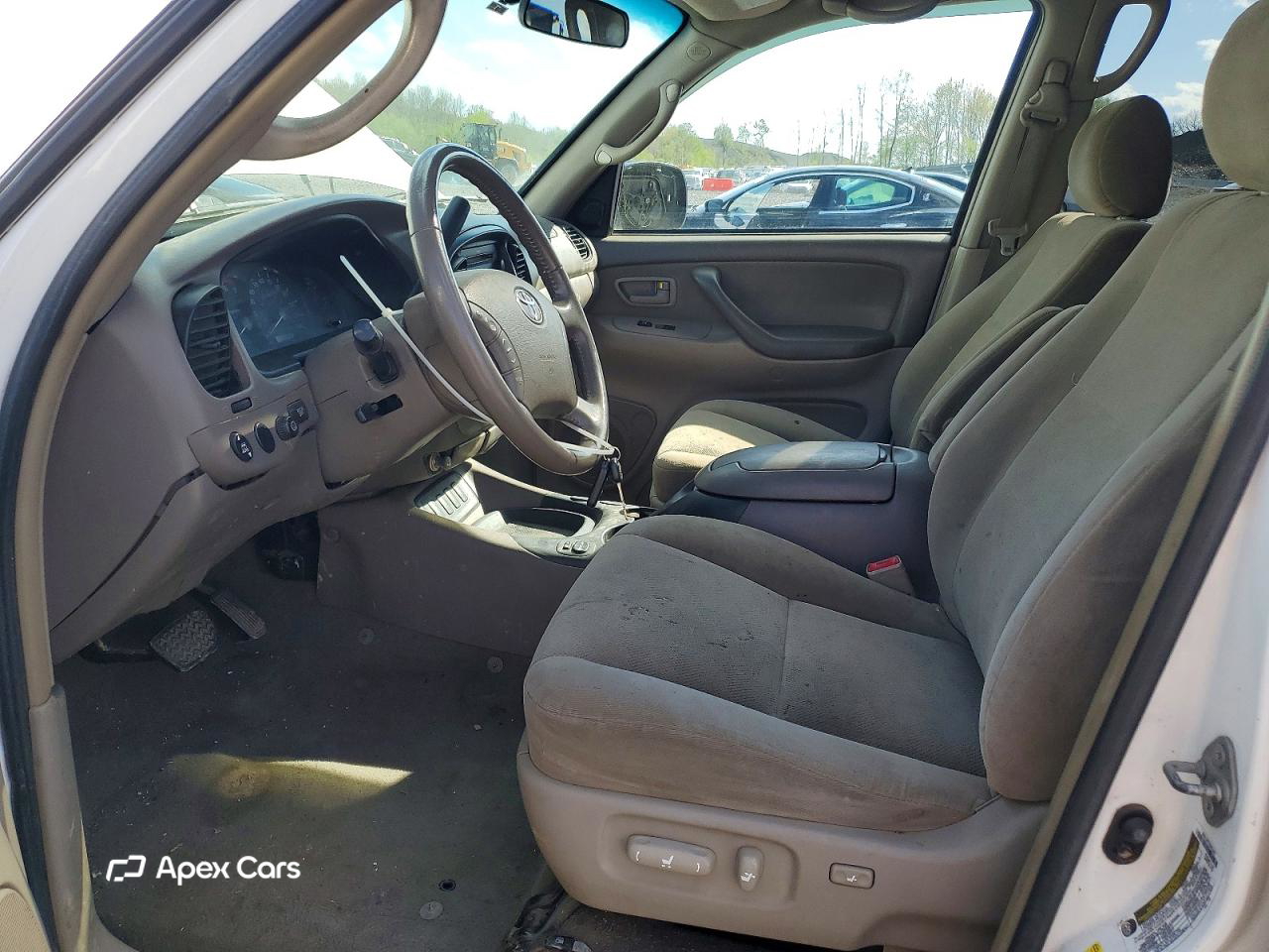 Toyota Sequoia 2005