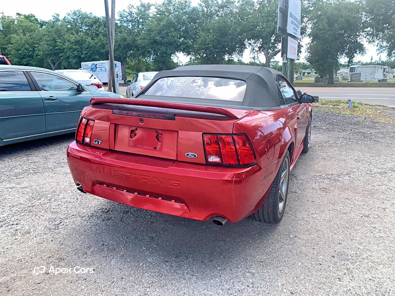 Ford Mustang 2000