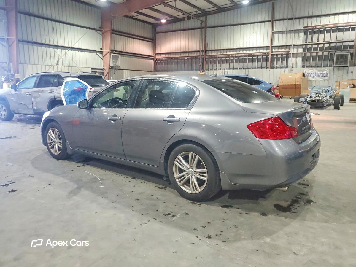 Infiniti G 2013
