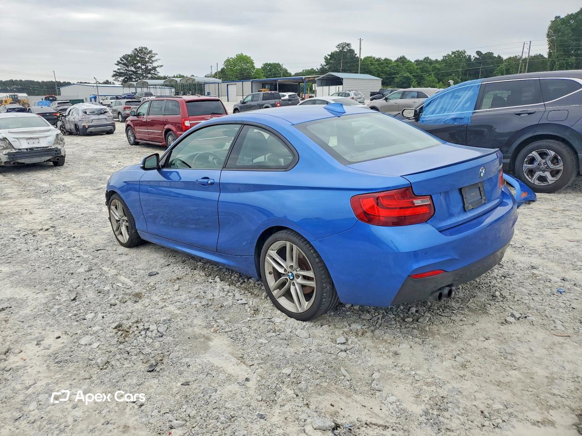 BMW Series 2 2016