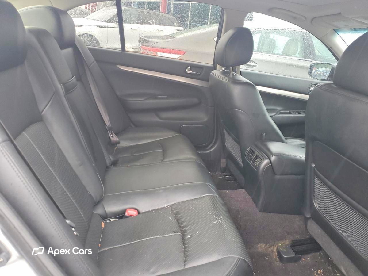 Infiniti G 2013