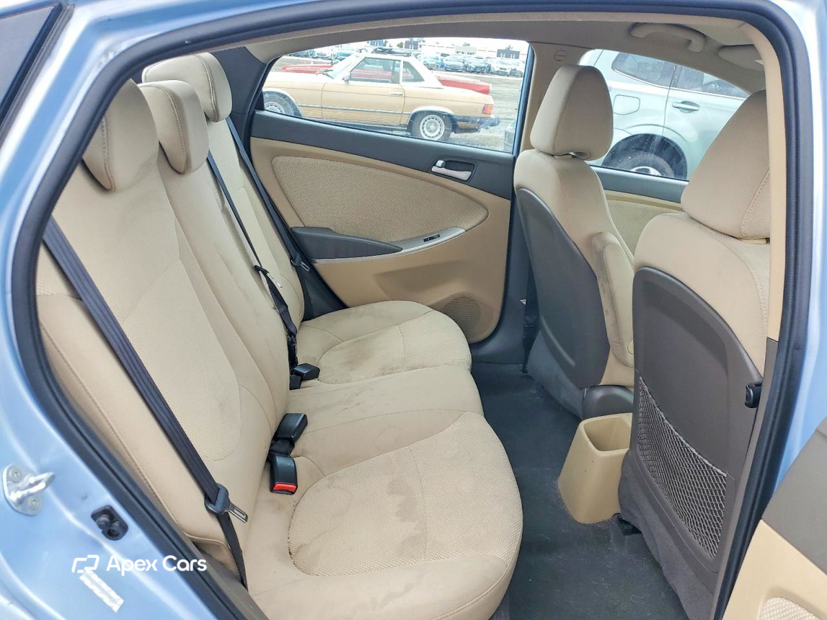 Hyundai Accent 2014