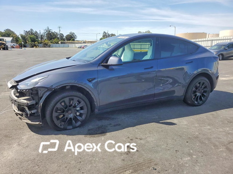 Tesla Model Y 2023 - Image 1 of 14