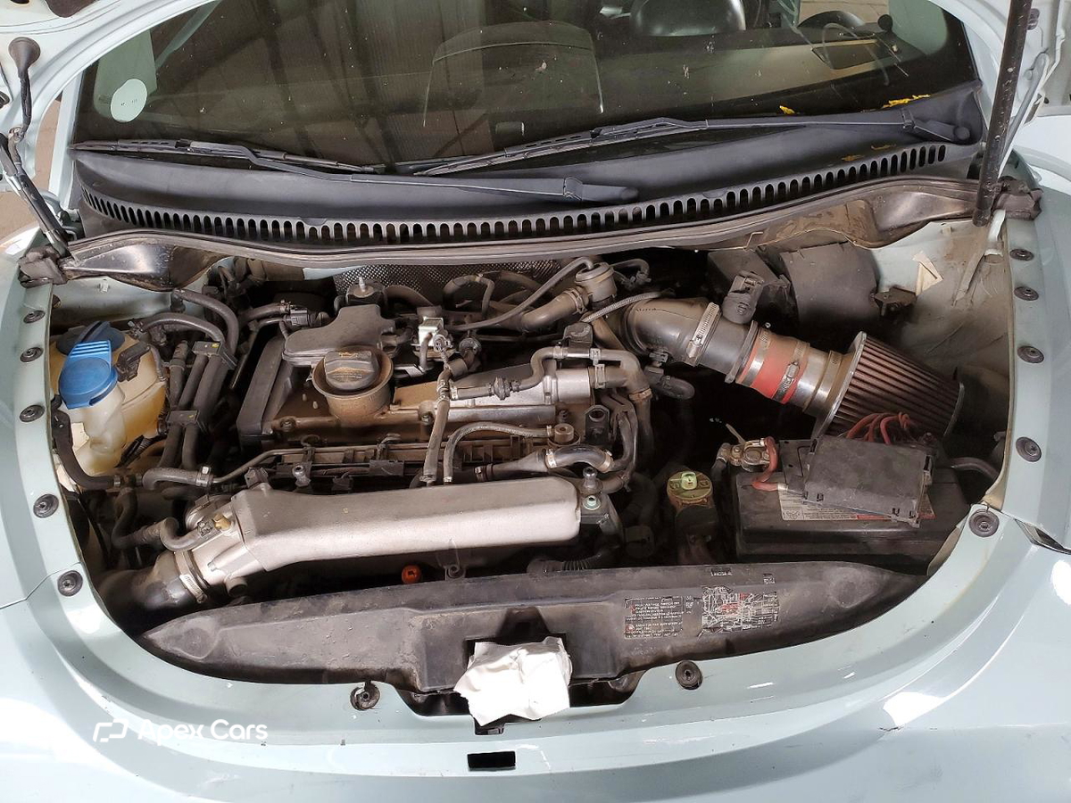 Volkswagen Beetle 2005