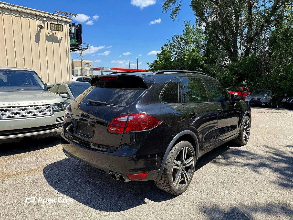 Porsche Cayenne 2012