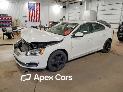 Volvo S60 2015 - Image 1 of 12