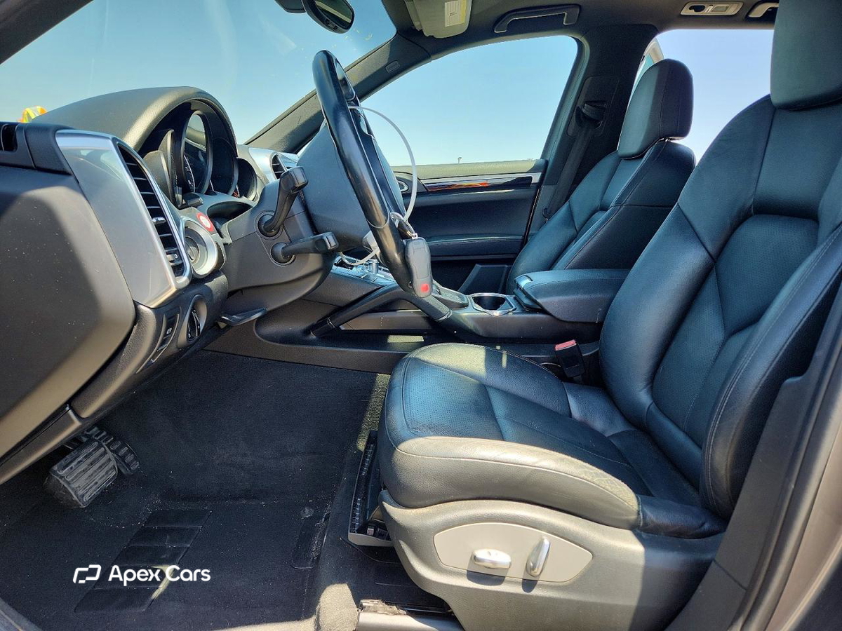 Porsche Cayenne 2012