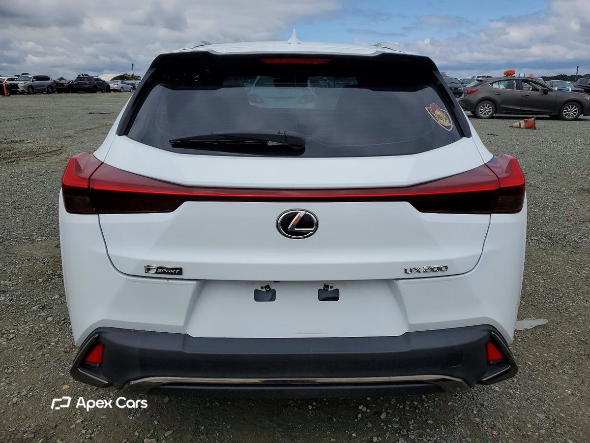 Lexus UX 2019