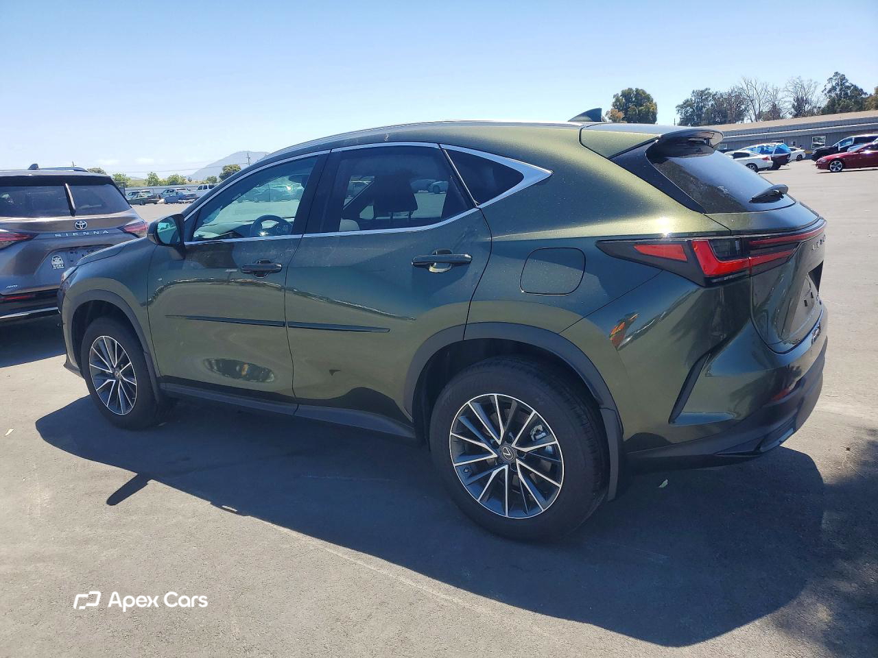 Lexus NX 2023