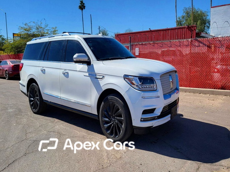 Lincoln Navigator 2020 - Image 1 of 10
