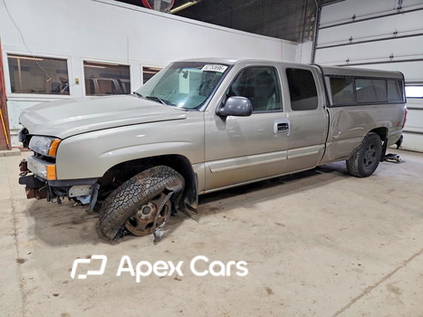 Chevrolet Silverado 2003 - Image 1 of 12