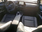 Lexus UX 2024