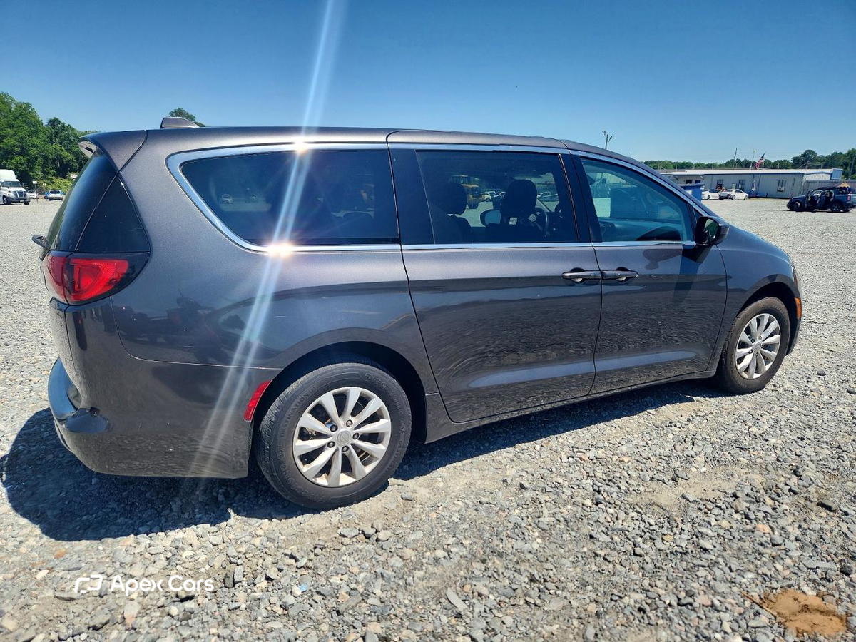 Chrysler Pacifica 2017