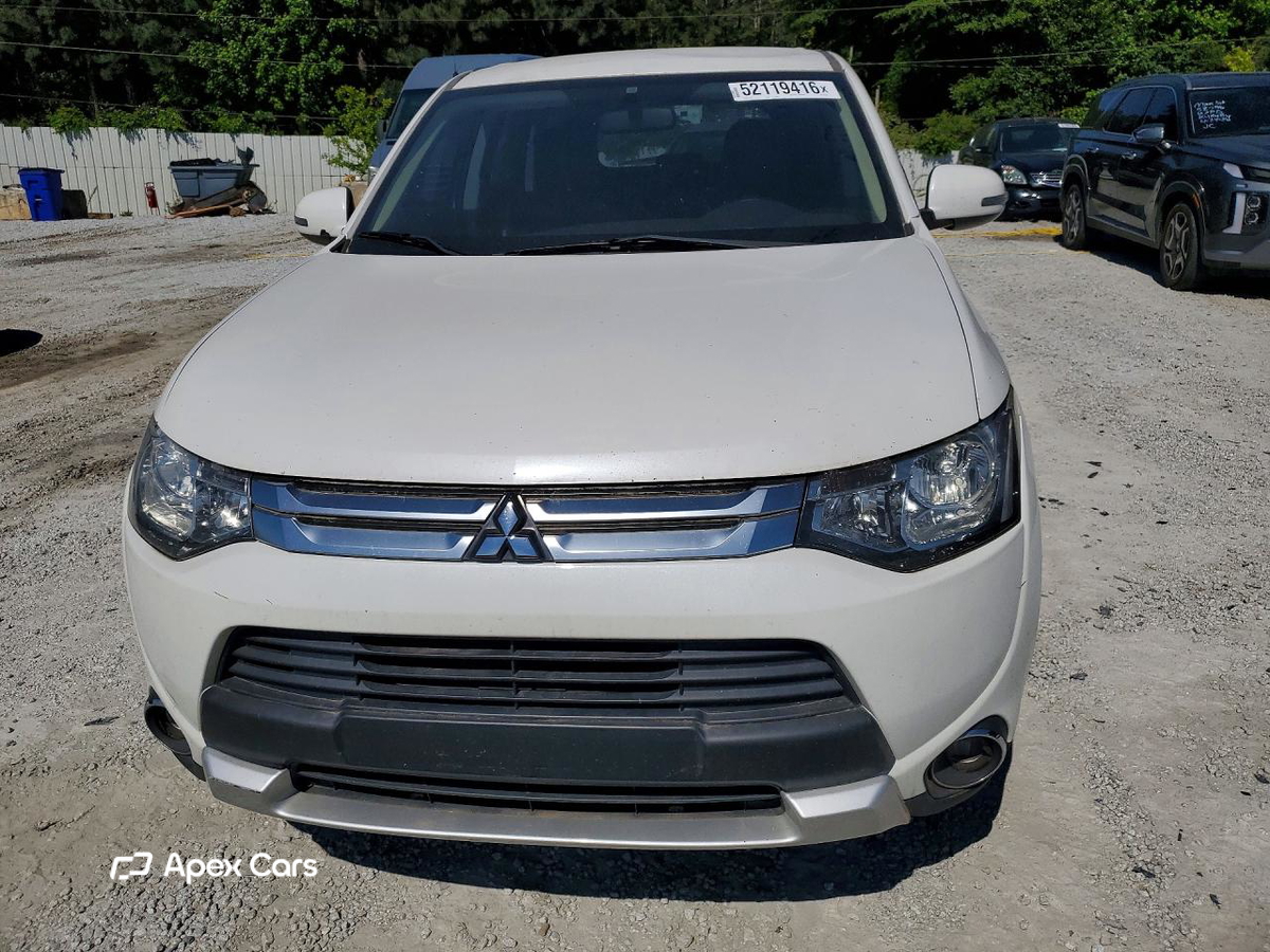Mitsubishi Outlander 2015