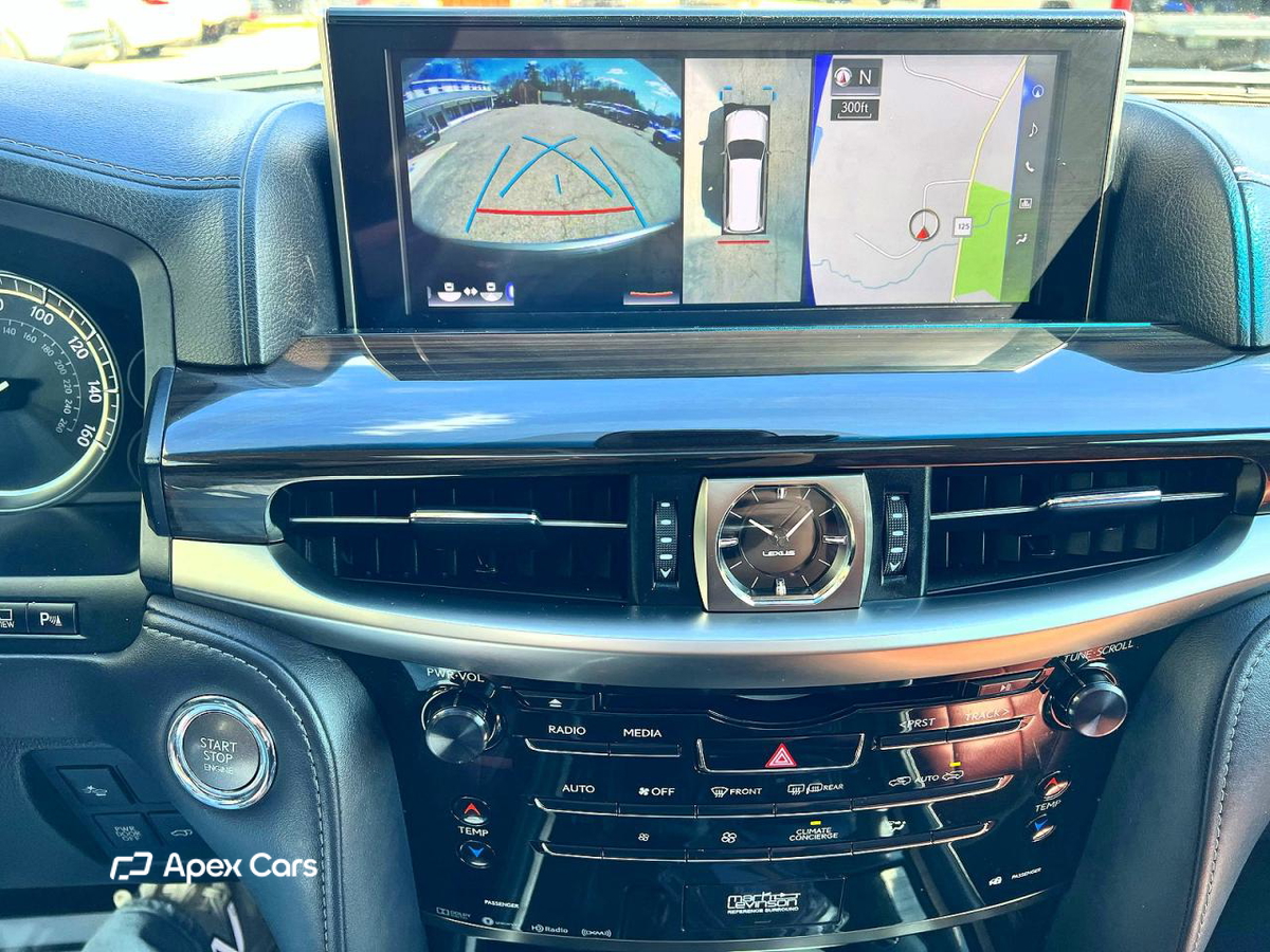 Lexus LX 2017