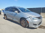 Chrysler Pacifica 2019
