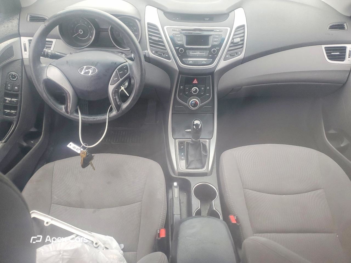 Hyundai Elantra 2016