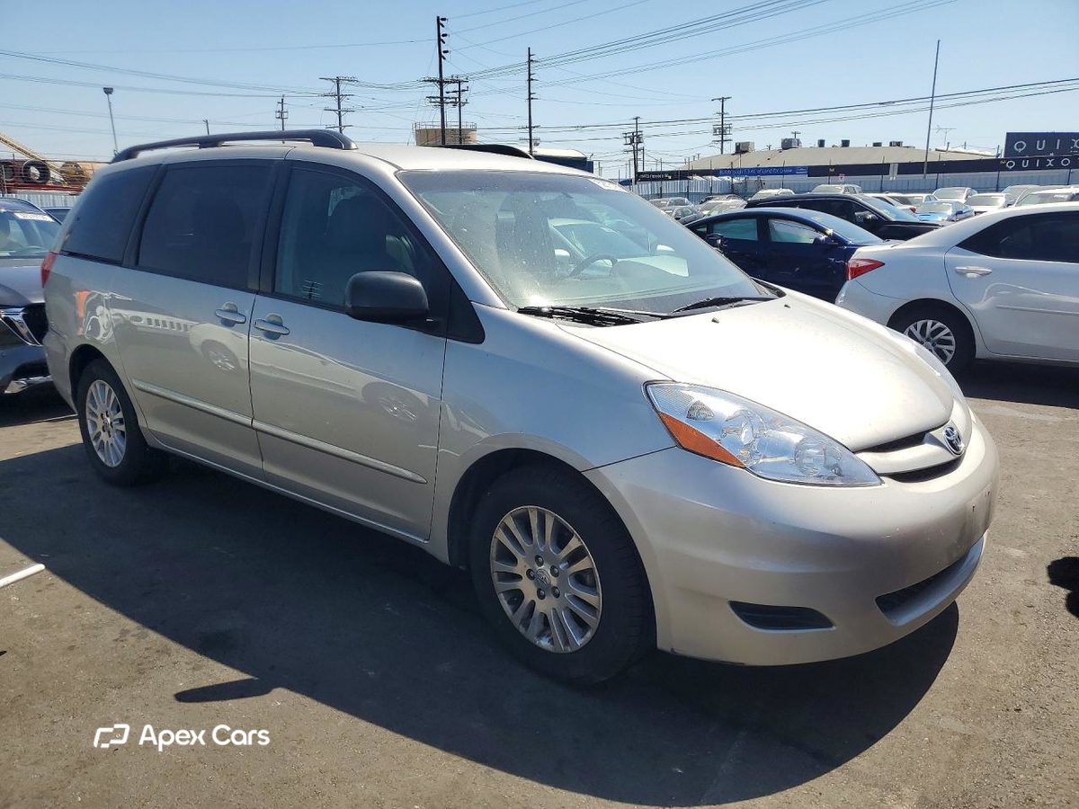 Toyota Sienna 2010