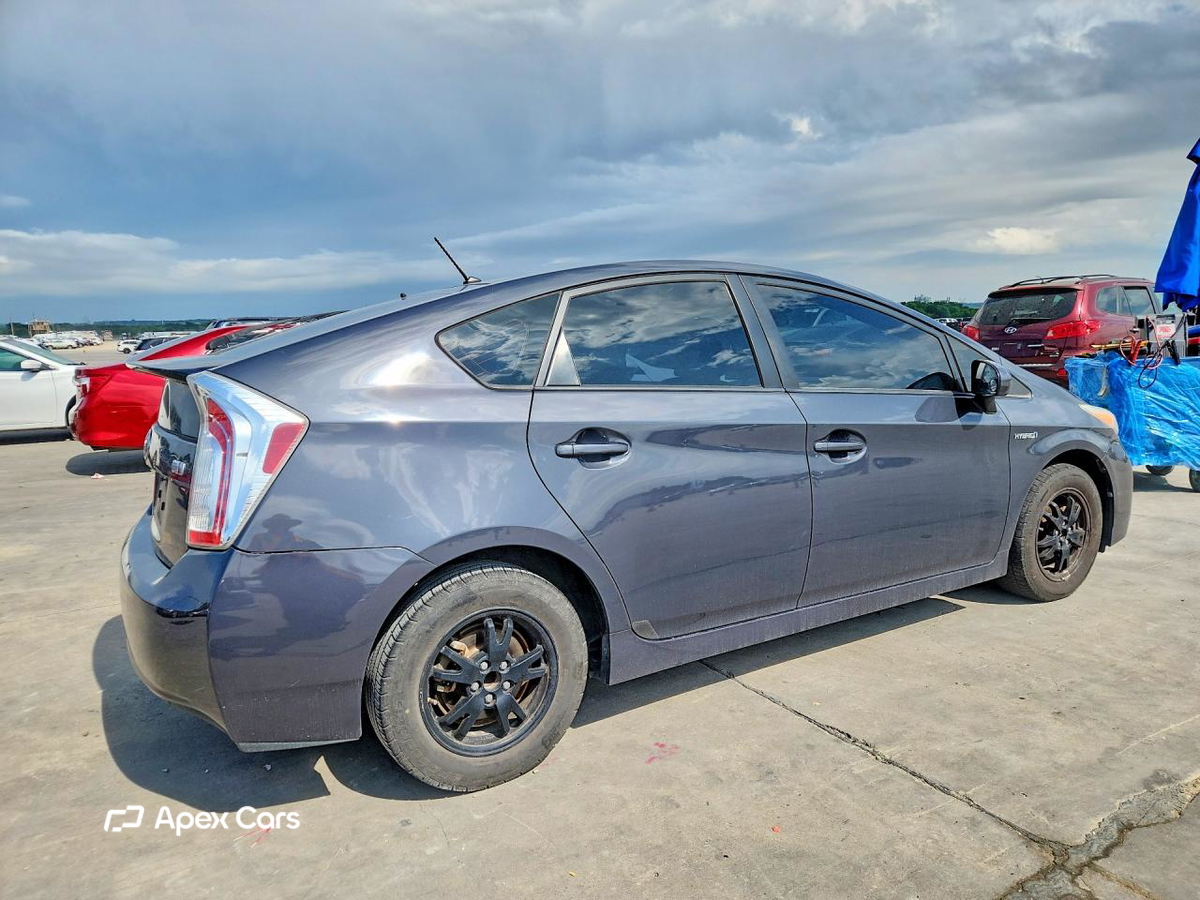 Toyota Prius 2015