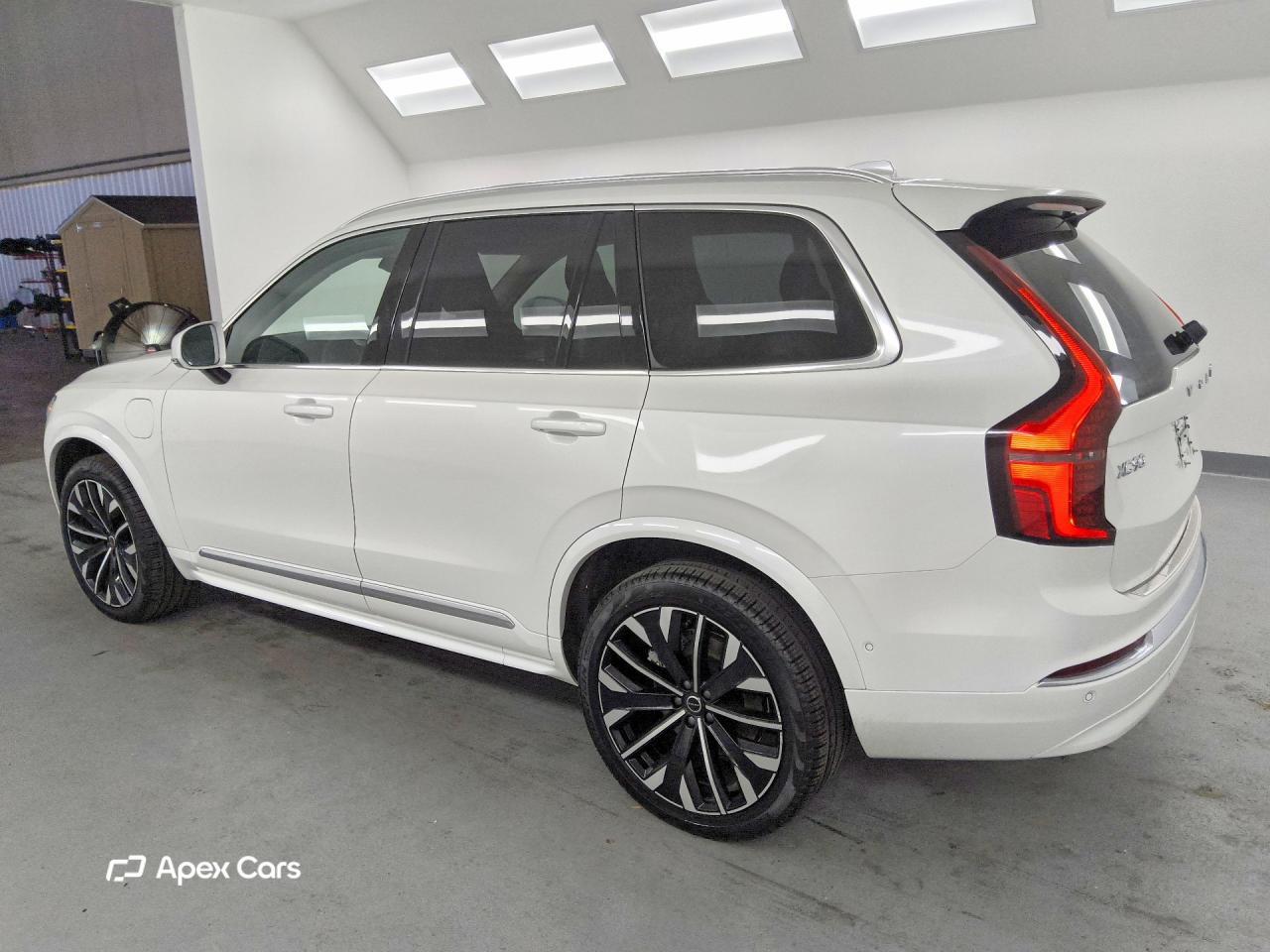 Volvo XC90 2025