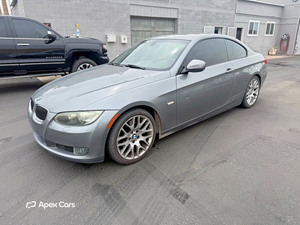 BMW Series 3 2010