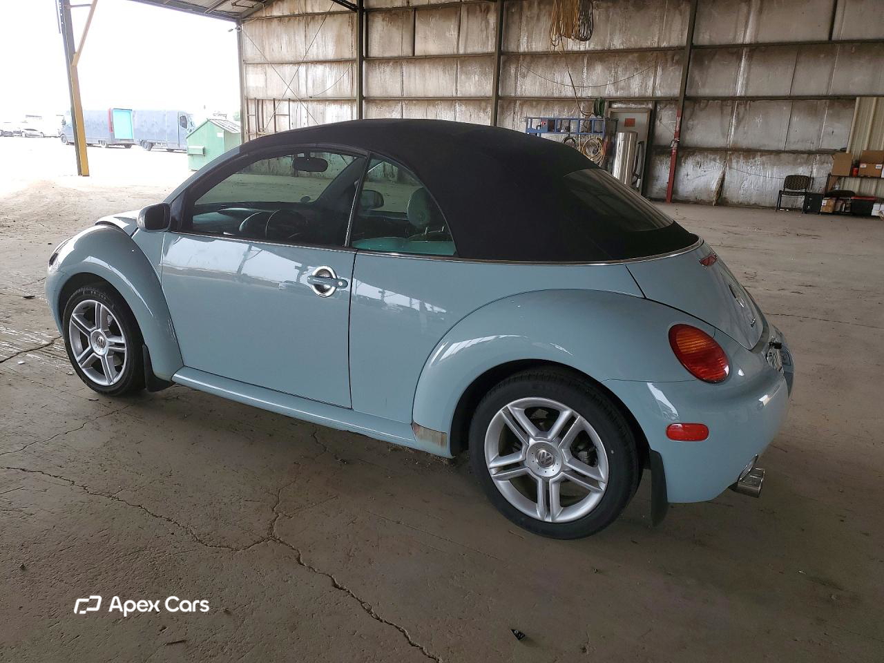 Volkswagen Beetle 2005