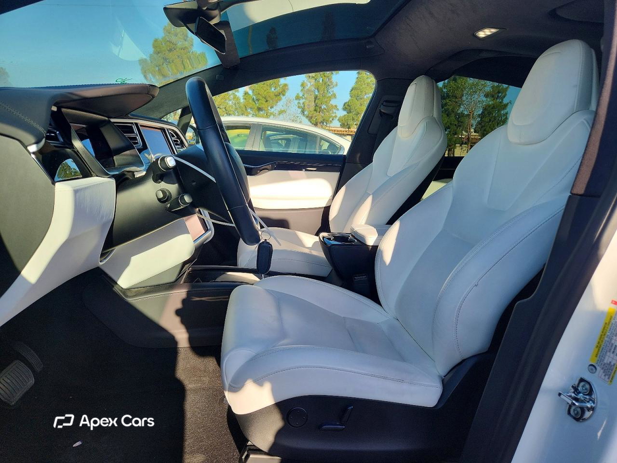 Tesla Model X 2018