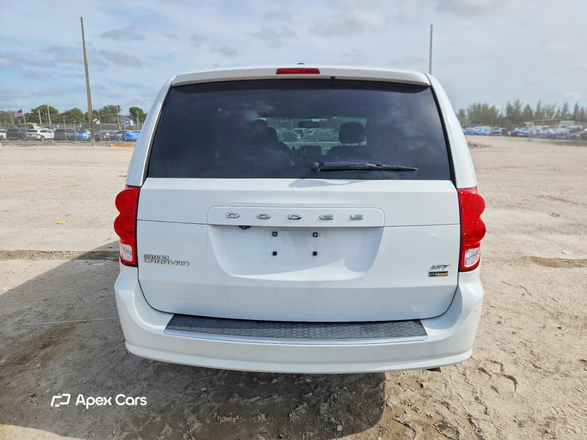 Dodge Caravan 2018