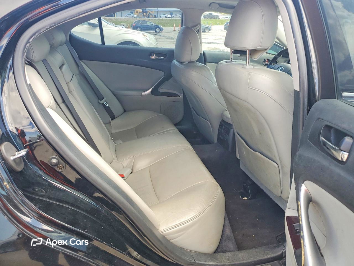Lexus IS 2006