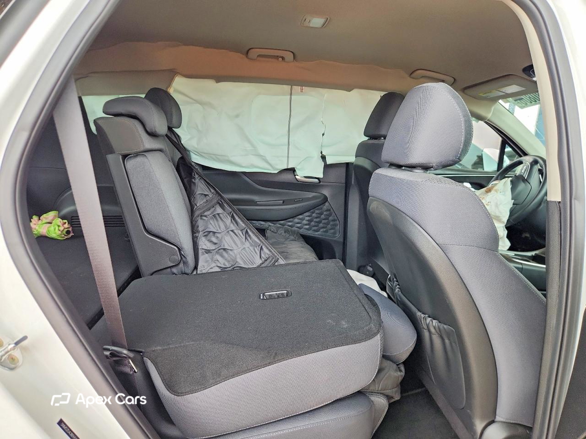 Hyundai Santa Fe 2023