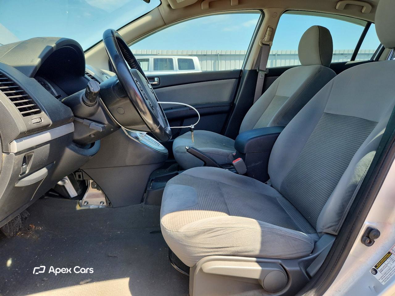 Nissan Sentra 2011