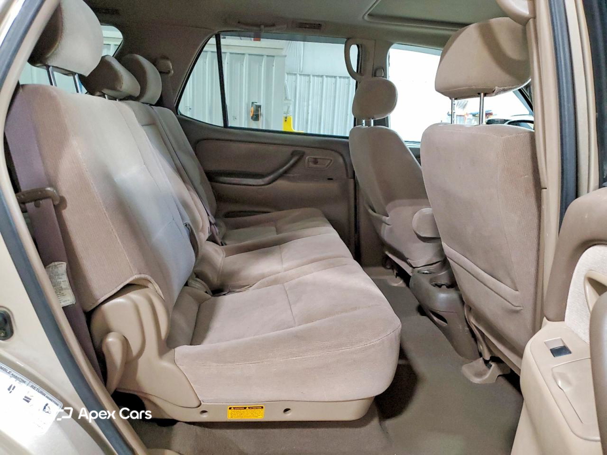 Toyota Sequoia 2003