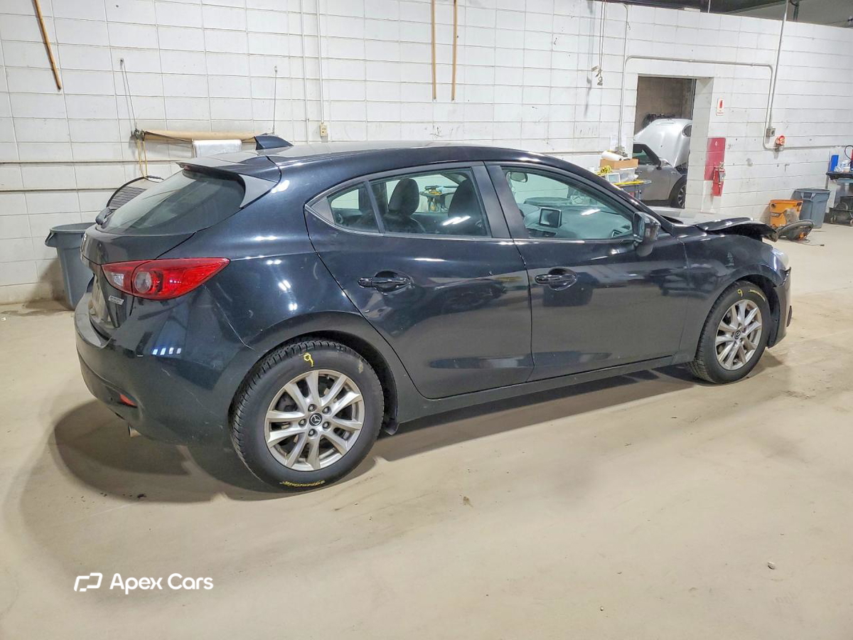 Mazda 3 2015