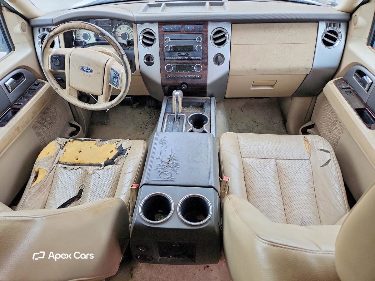 Ford Expedition 2011