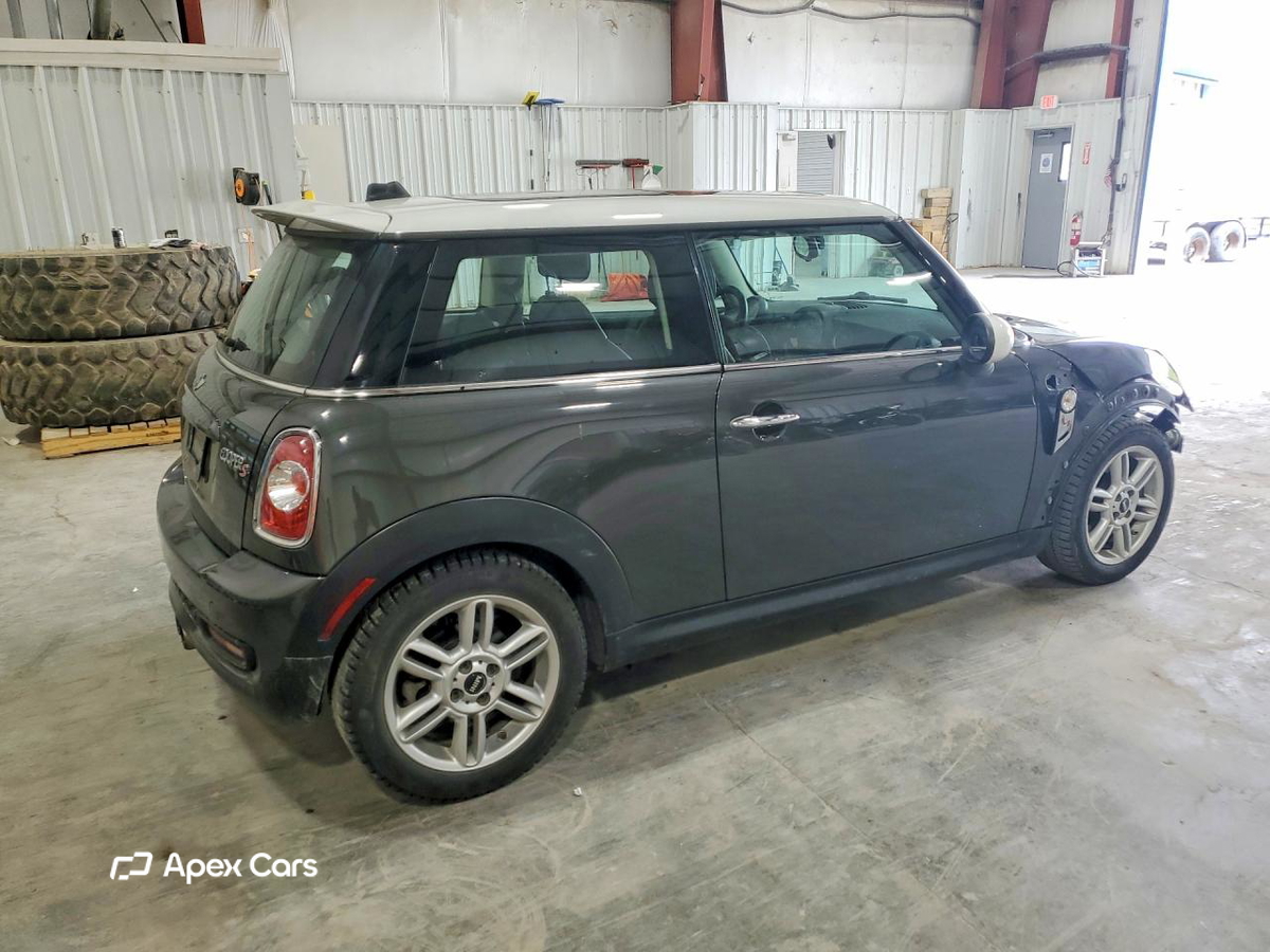 MINI Cooper 2012