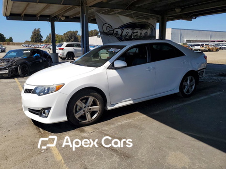 Toyota Camry 2012 - Image 1 of 13
