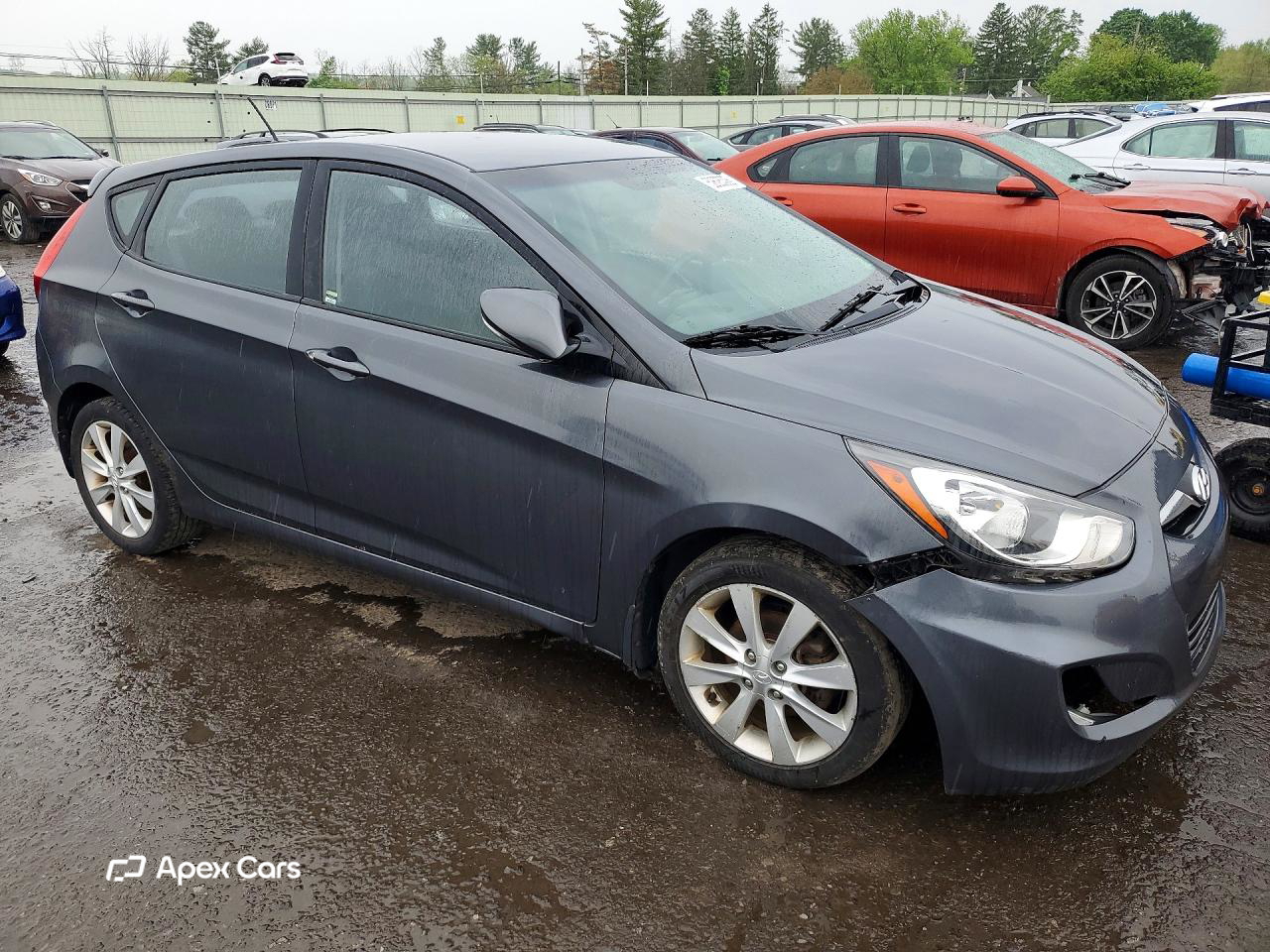 Hyundai Accent 2013