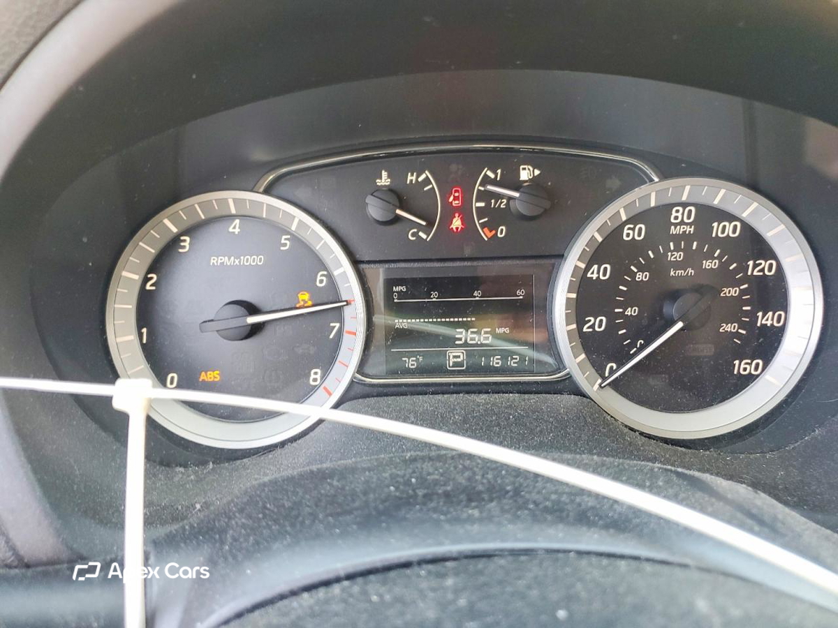 Nissan Sentra 2015
