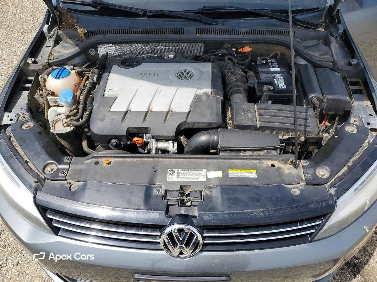 Volkswagen Jetta 2013