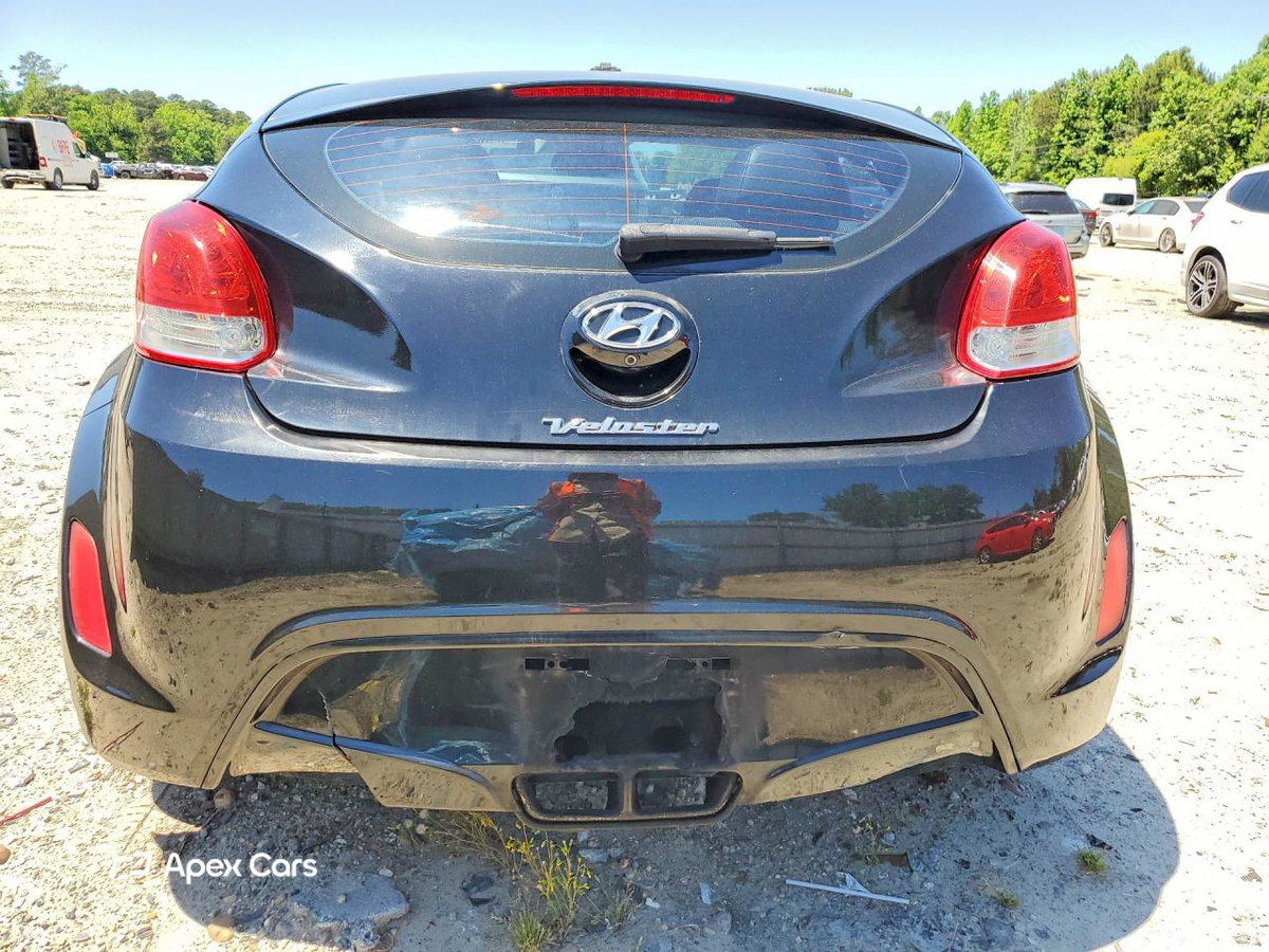 Hyundai Veloster 2015