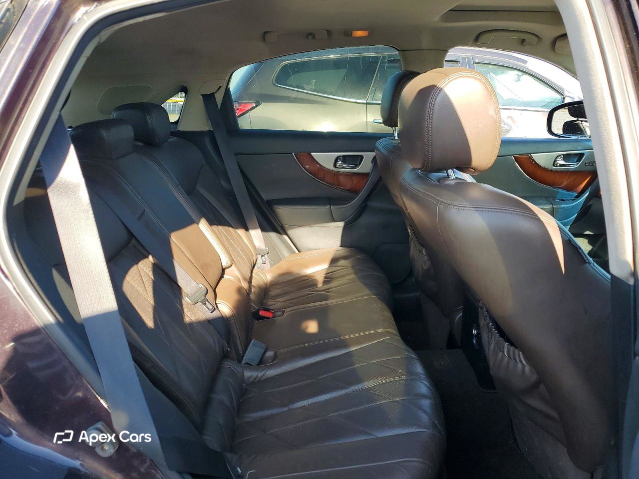 Infiniti FX 2011