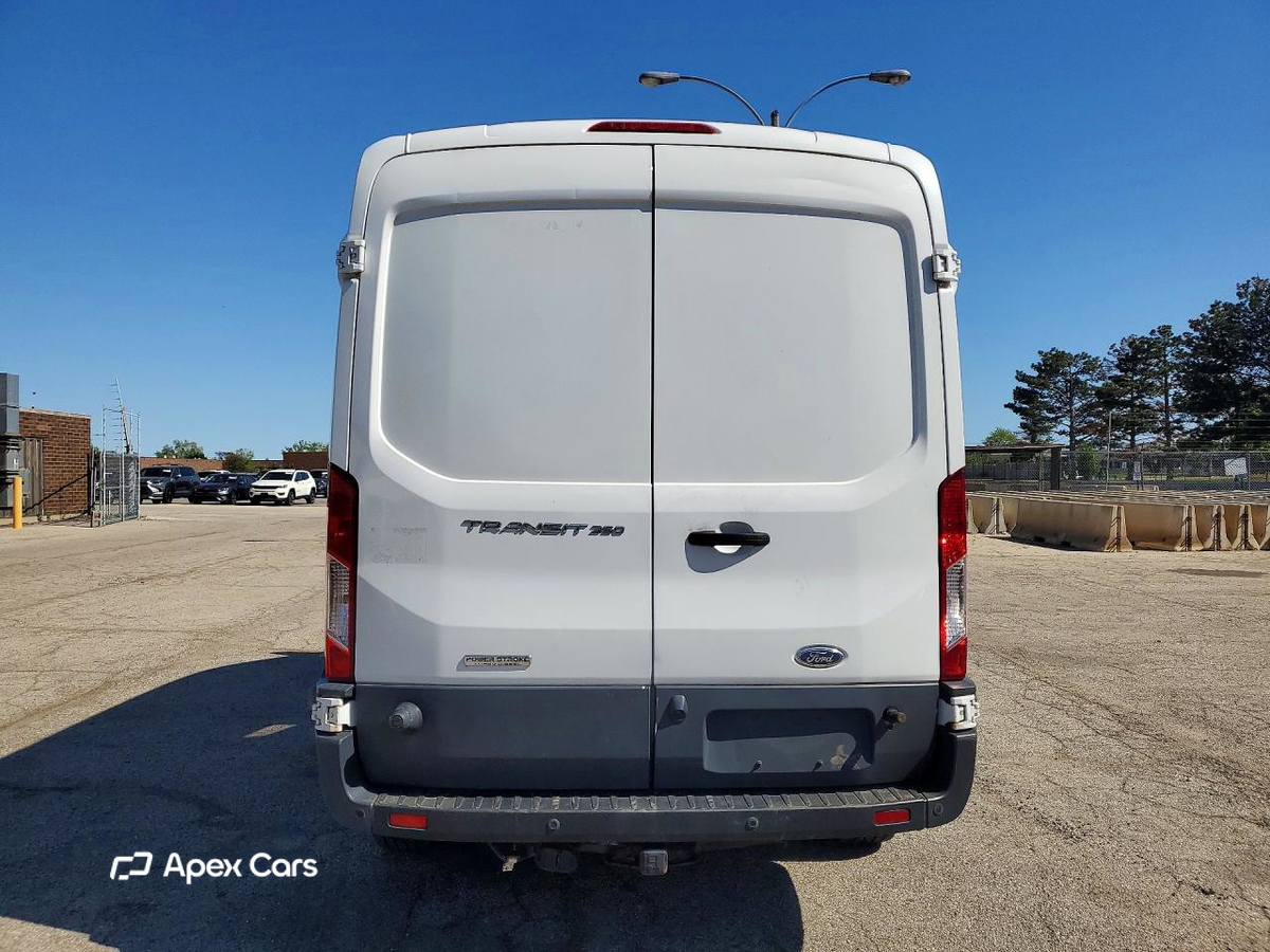 Ford Transit 2016