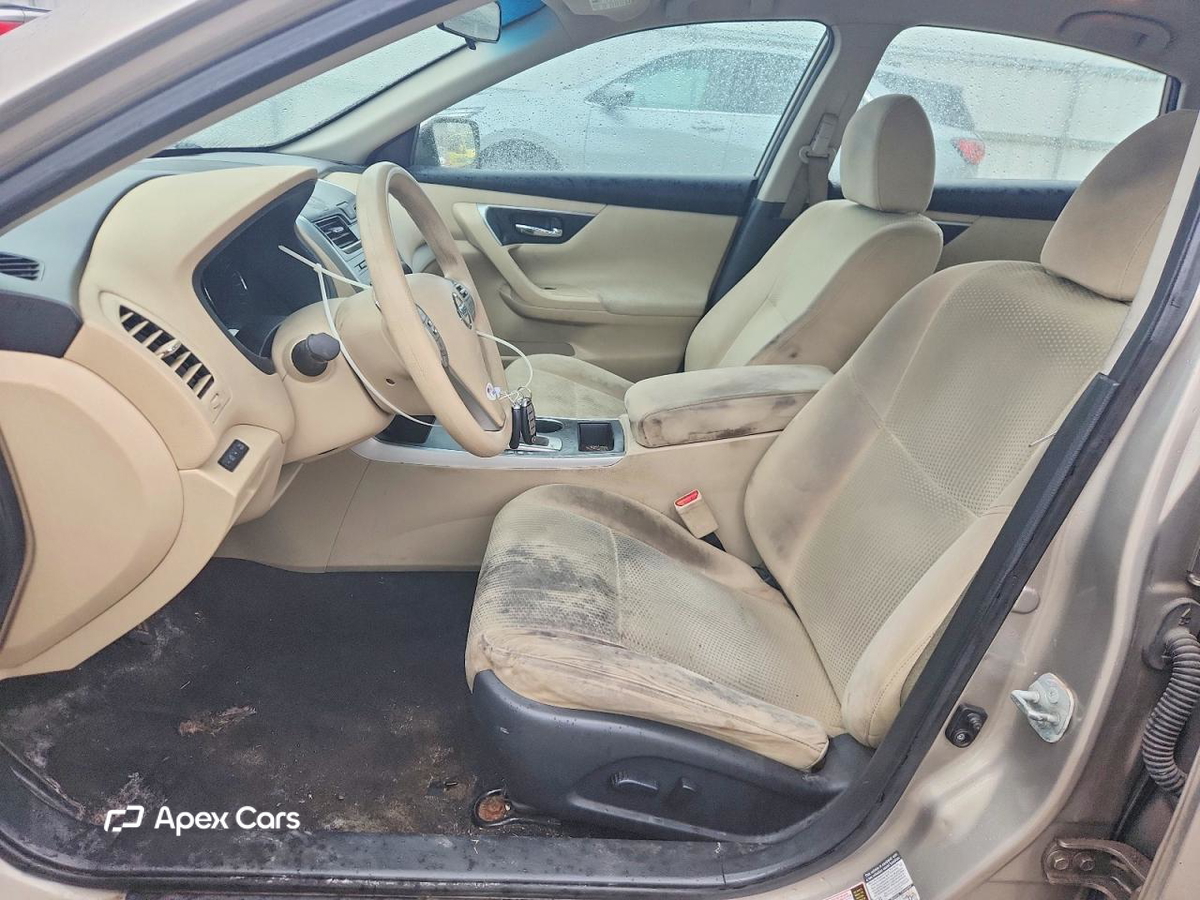 Nissan Altima 2015