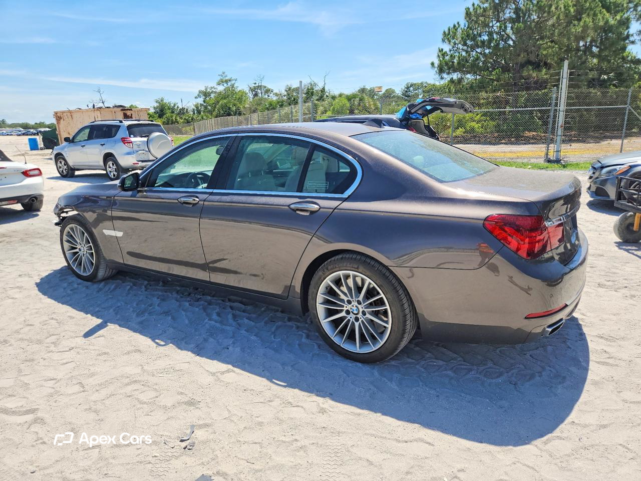 BMW Series 7 2015