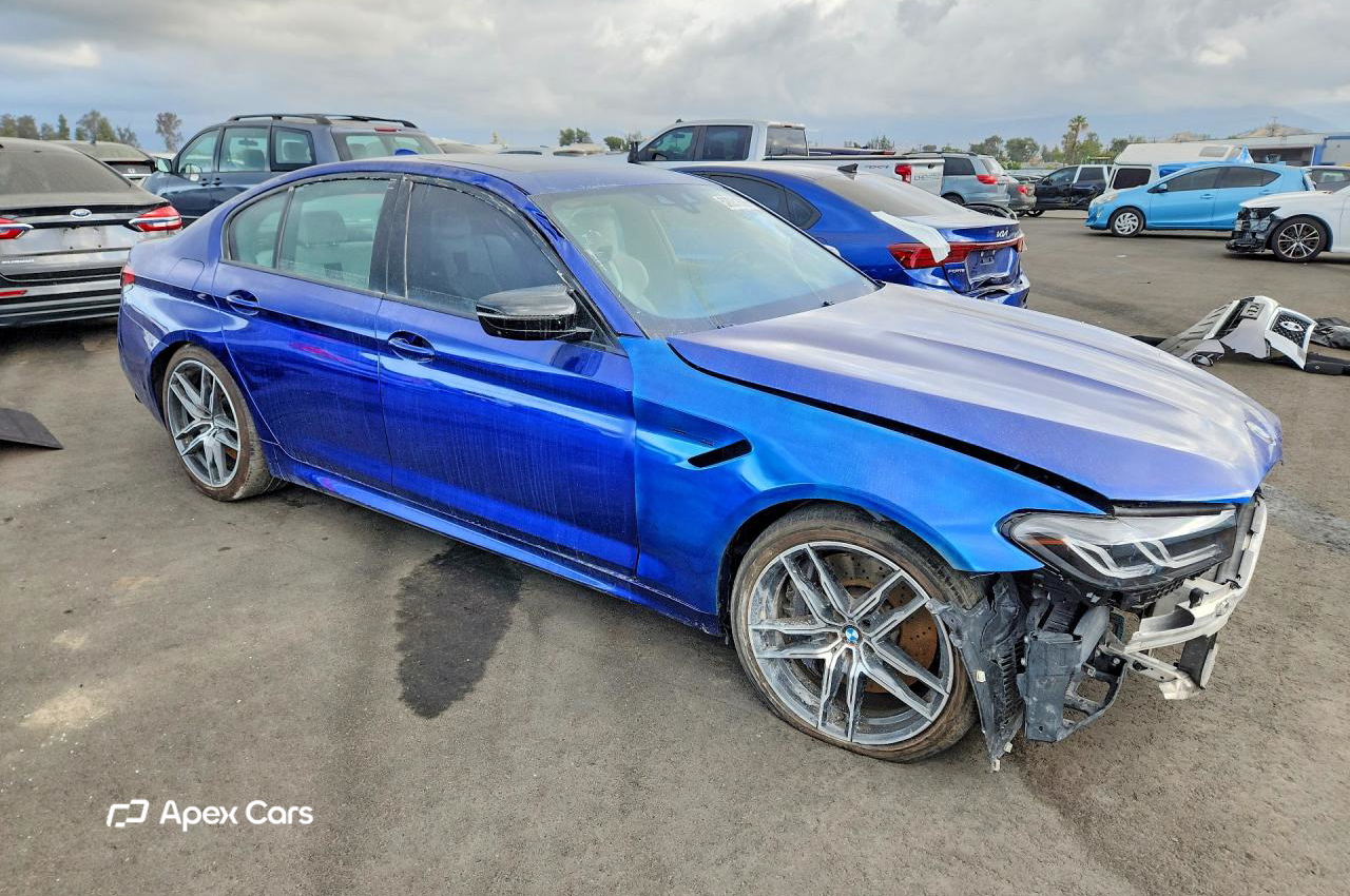 BMW M5 2022