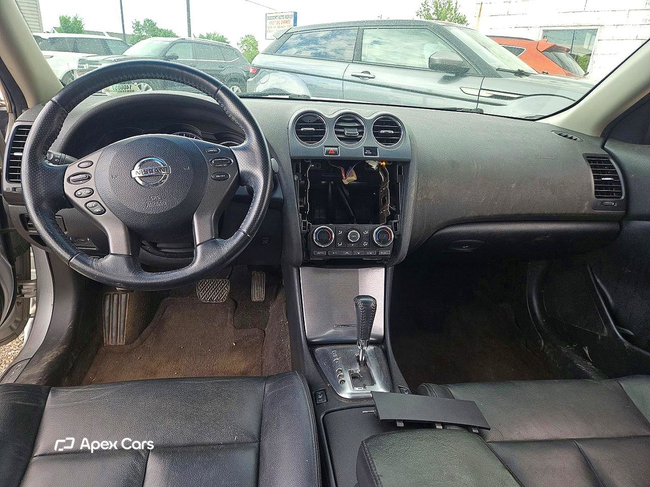 Nissan Altima 2012