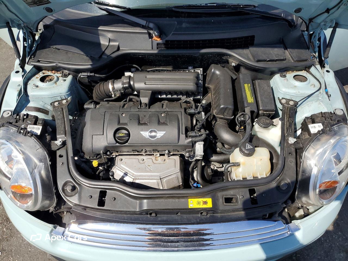 MINI Cooper 2011